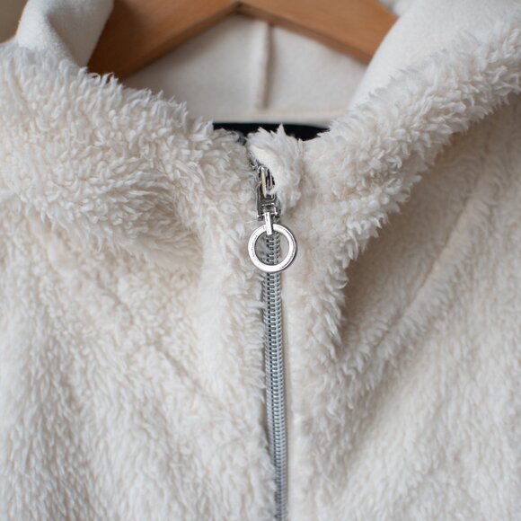 Kyodan Angel 2.0 Sherpa Vest in Ivory Size M - Picture 11 of 16